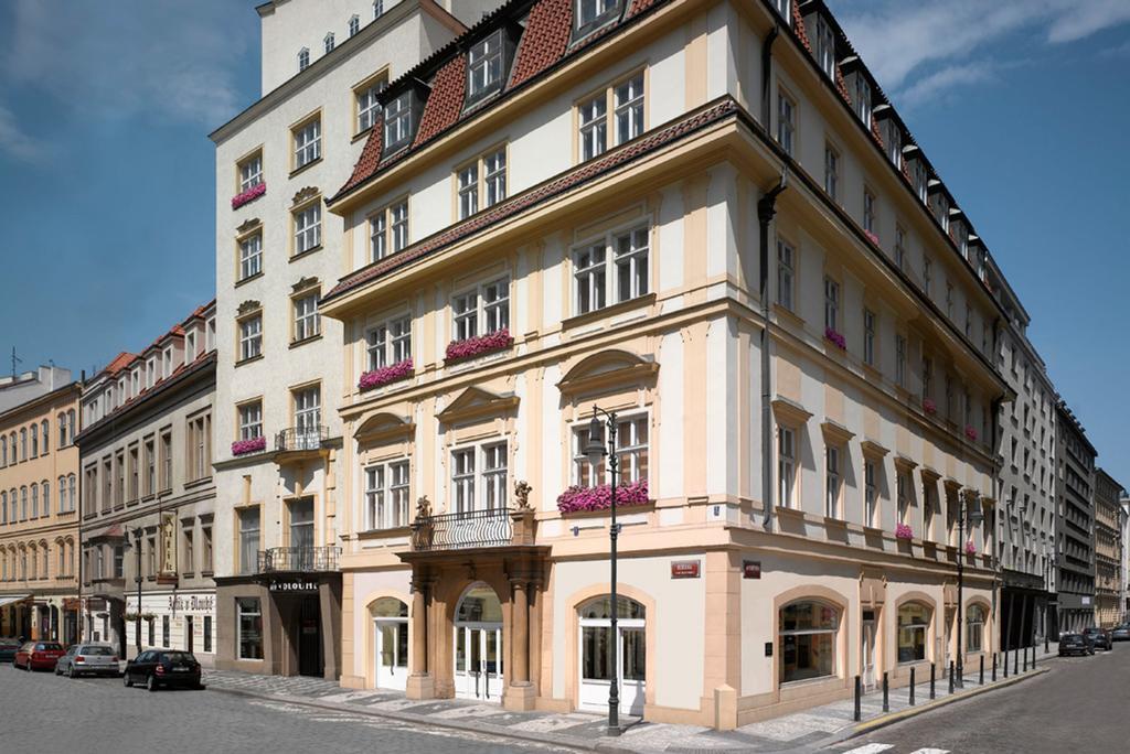 White & Gray Apartments Prag Exterior foto